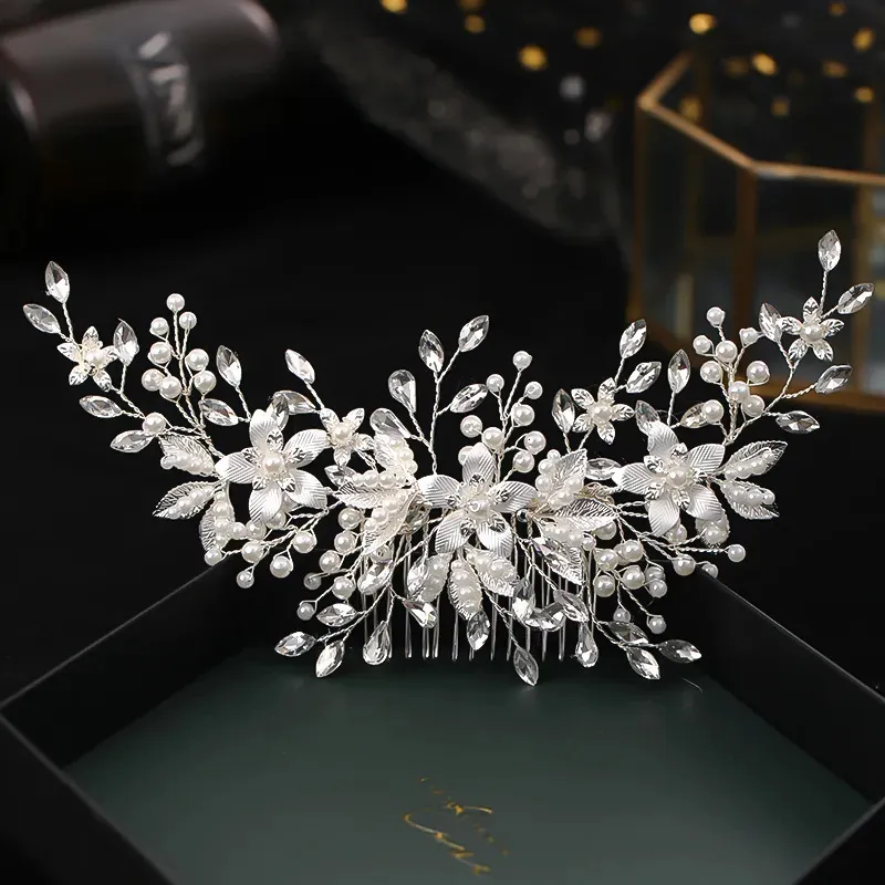 Fermagli per capelli Barrette Colore argento Pettine per fiori Gioielli Ragazze Fatti a mano in lega Perla Tornante Diademi nuziali Accessorio per matrimonio 231009