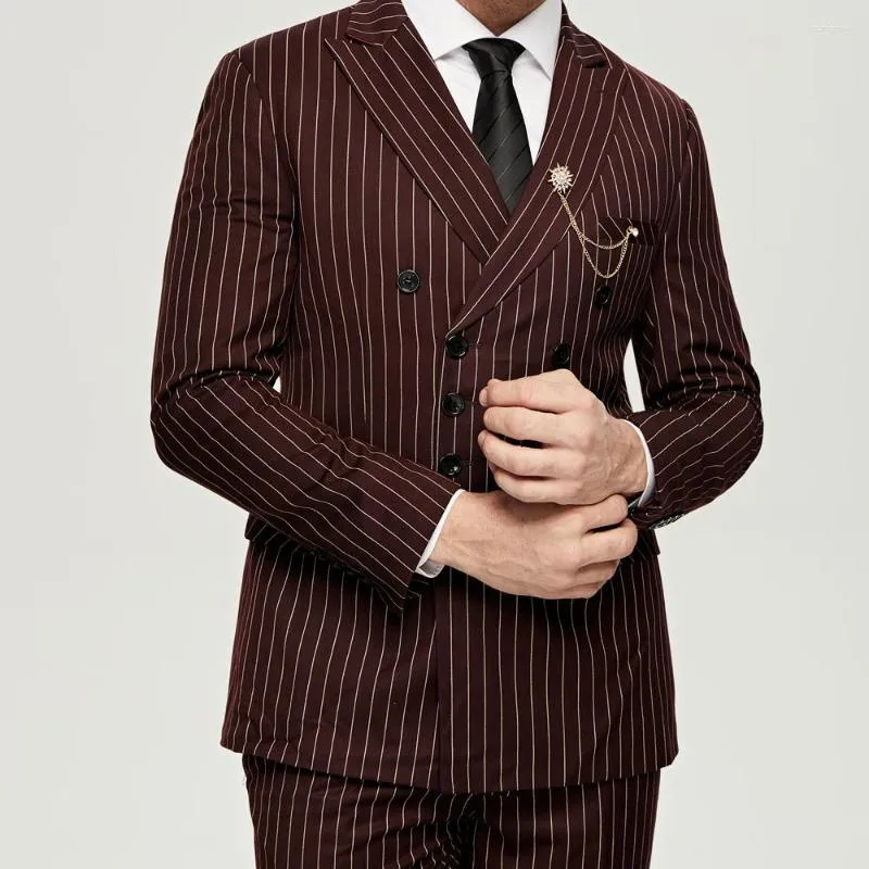 دعاوى الرجال للرجال أزياء النبيذ الأحمر pinstripe Men 2 قطع العريس العمل النحيف FIT PROM PROM TUXEDOS Blazer Jacket Banquet