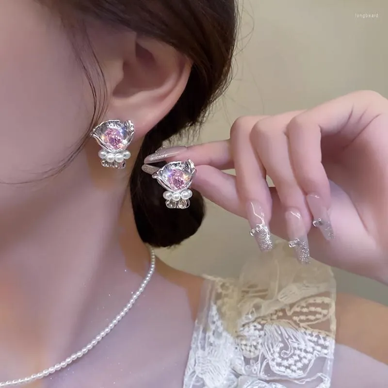 Studörhängen 2023 Charm Bouquet för kvinnor utsökta Rhinestone dingle örhänge Eleganta koreanska bröllop smycken