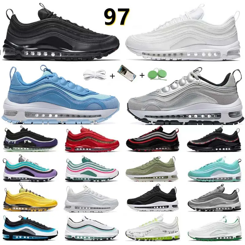 97 97S RUNNINGskor Herrtränare Kvinnor Sneakers Sean Wotherspoon Silver Bullet Undebeated Olive Triple Black Gradient Fade Futura Blue White Black Womens Sports