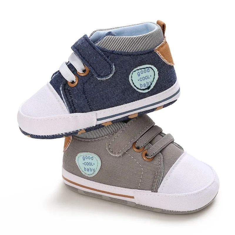 First Walkers Classic Canvas Toddler Casual Baby Shoes Boys Girls Sports Solid Color Walker 0 18Months 231007