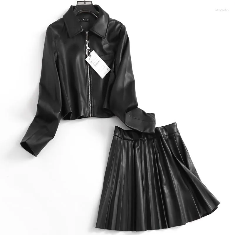 Vestidos de trabalho outono inverno estilo motobiker mulheres 2 peças ternos de couro falso colarinho solto jaquetas curtas pretas saia plissada fina