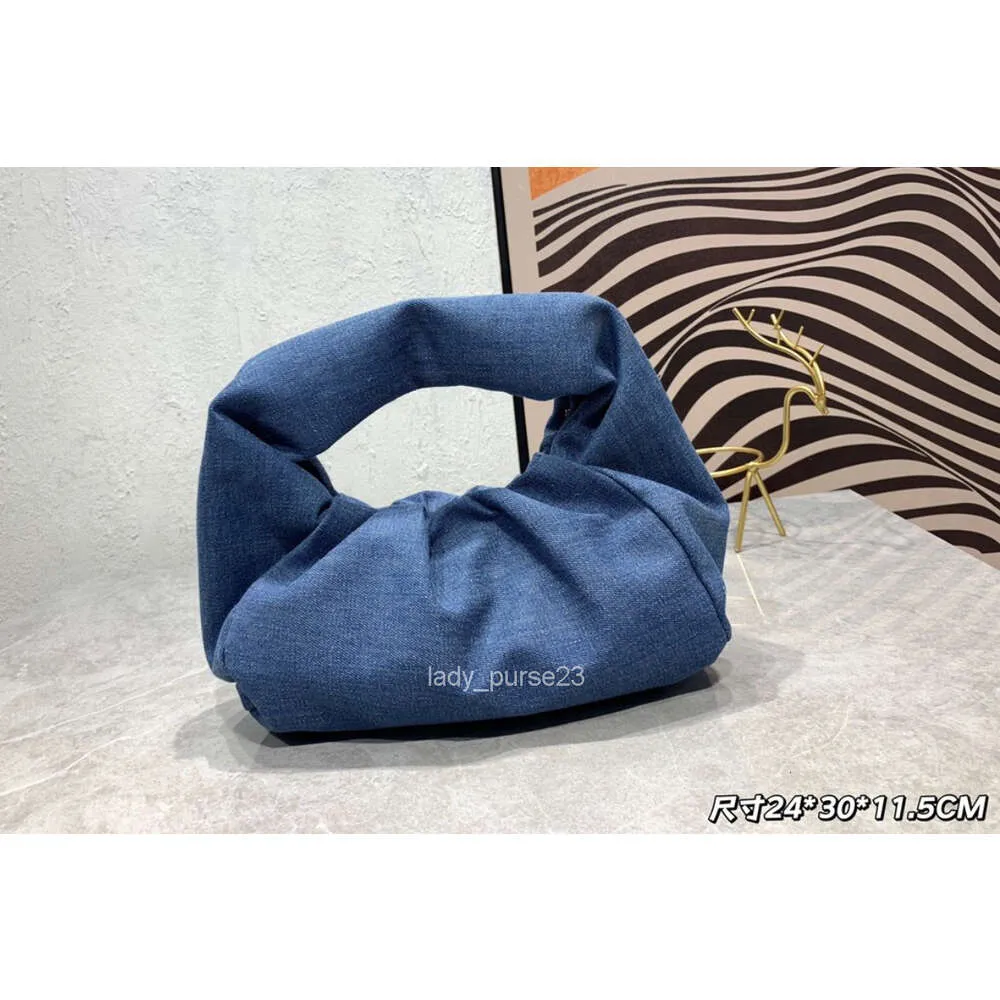 Bottegaas Lady Small Denim Tote Spring/Summer Bags Cassette Jodie Pouch Bag samma Venetas Denims Series Checkerboard Woven 2023 Cloud Handbag IIET