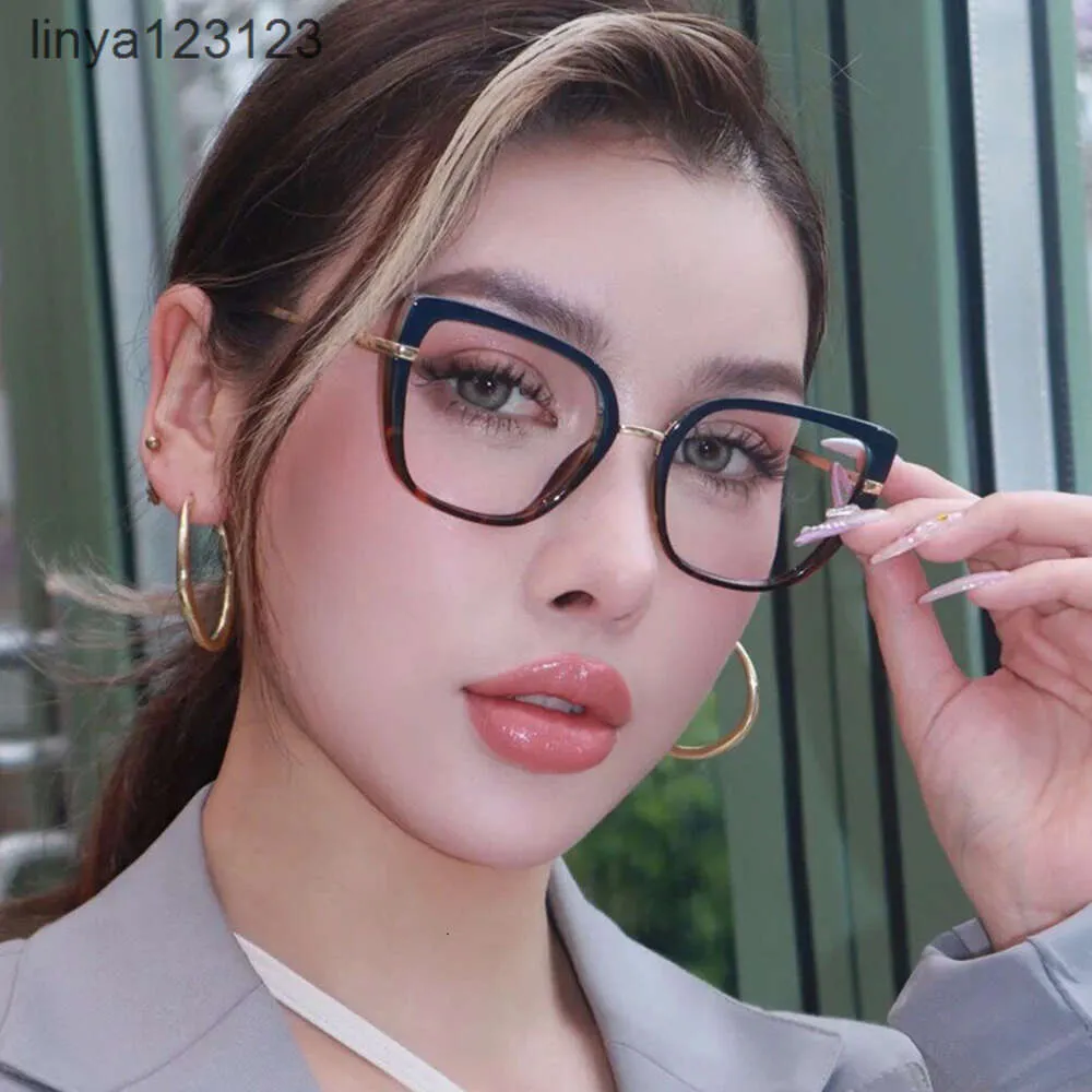 2022 Qualité TR90 Designer Cat Eye Eyeglasses Frame Ins Fashion Lunes For Computer Anti Blue Light