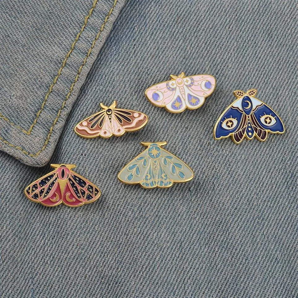Women Insect Series Clothes Brooches Butterfly Moth Model Drop Oil Pins European Alloy Moon Eye Enamel Cowboy Backpack Badge Jewel172I