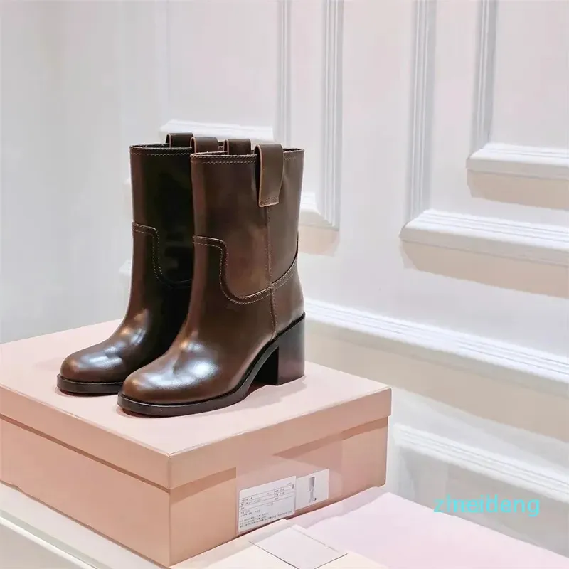 Botas de tobillo de cuero de becerro marrón Tacones de punta redonda Diseñador de lujo Mujeres casuales Zapatos de moda calzado de fábrica