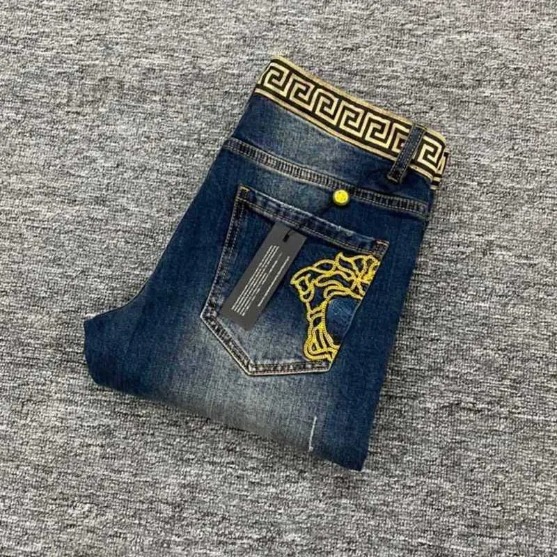 Erkekler Kot Tasarımcısı Plus Boyut Erkek Medusa İşlemeli Pantolon Düz Bacak Pantolon Erkek Moda Vintage Sıradan Fermuarı Erişim Denim Yüksek Kalite Ecle B8am