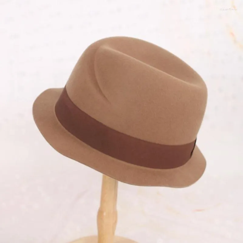 Berretti di Lana Cappello Fedora di Alta Qualità Nastro Del Grosgrain Caldo Confortevole Fresco Bello Vari Colori Cappelli Per Le Donne 2023