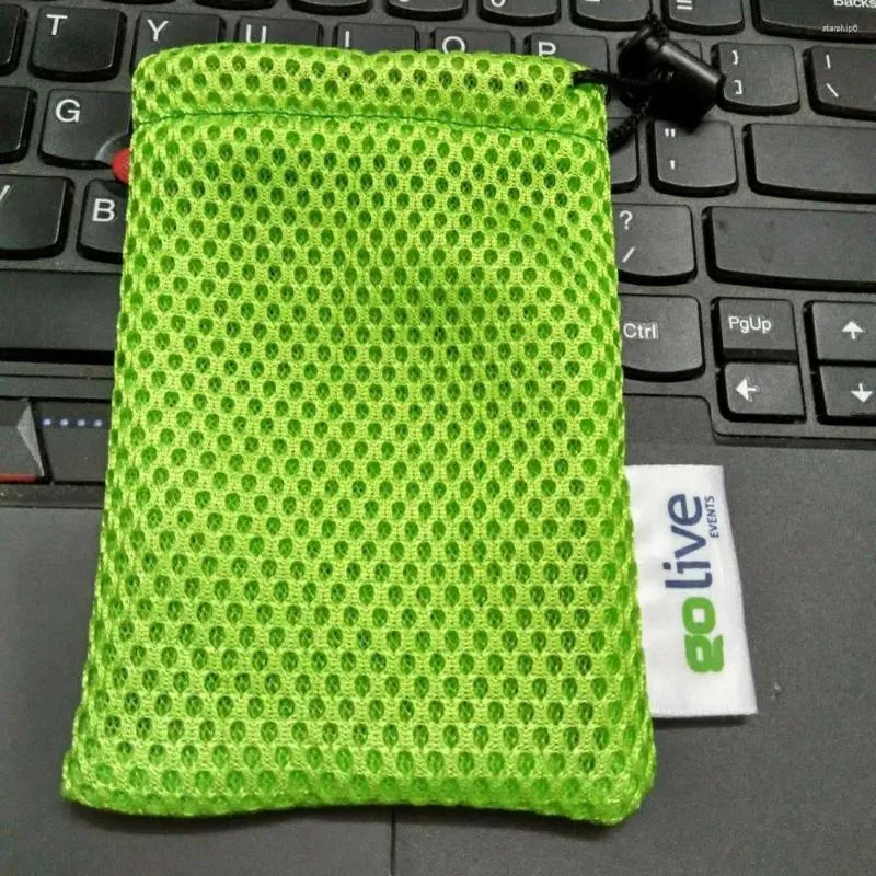 Takı Torbaları 100pcs 9.5 14cm Çizme Çantaları Mesh Net Kearesli Telefon Ambalajı için Özel Hediye Çantası