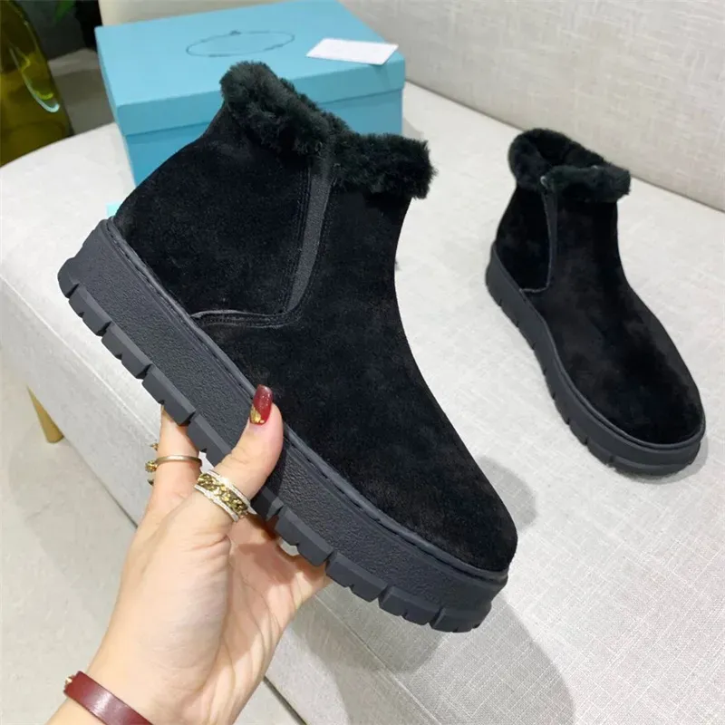 Designer Boots Classic Snow Boots Stylish Leather Ankle Bootss Black Thermal Flats Branded Boot Winter Wool Booties Customizable42