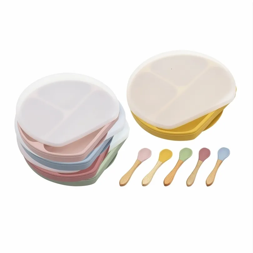 Cups Dishes Utensils Baby Silicone Dinner Plate With Cover Wooden Spoon Children's Strong Suction Cup Dishes Tray Kid Non-Slip Tableware Set BPA Free 231006