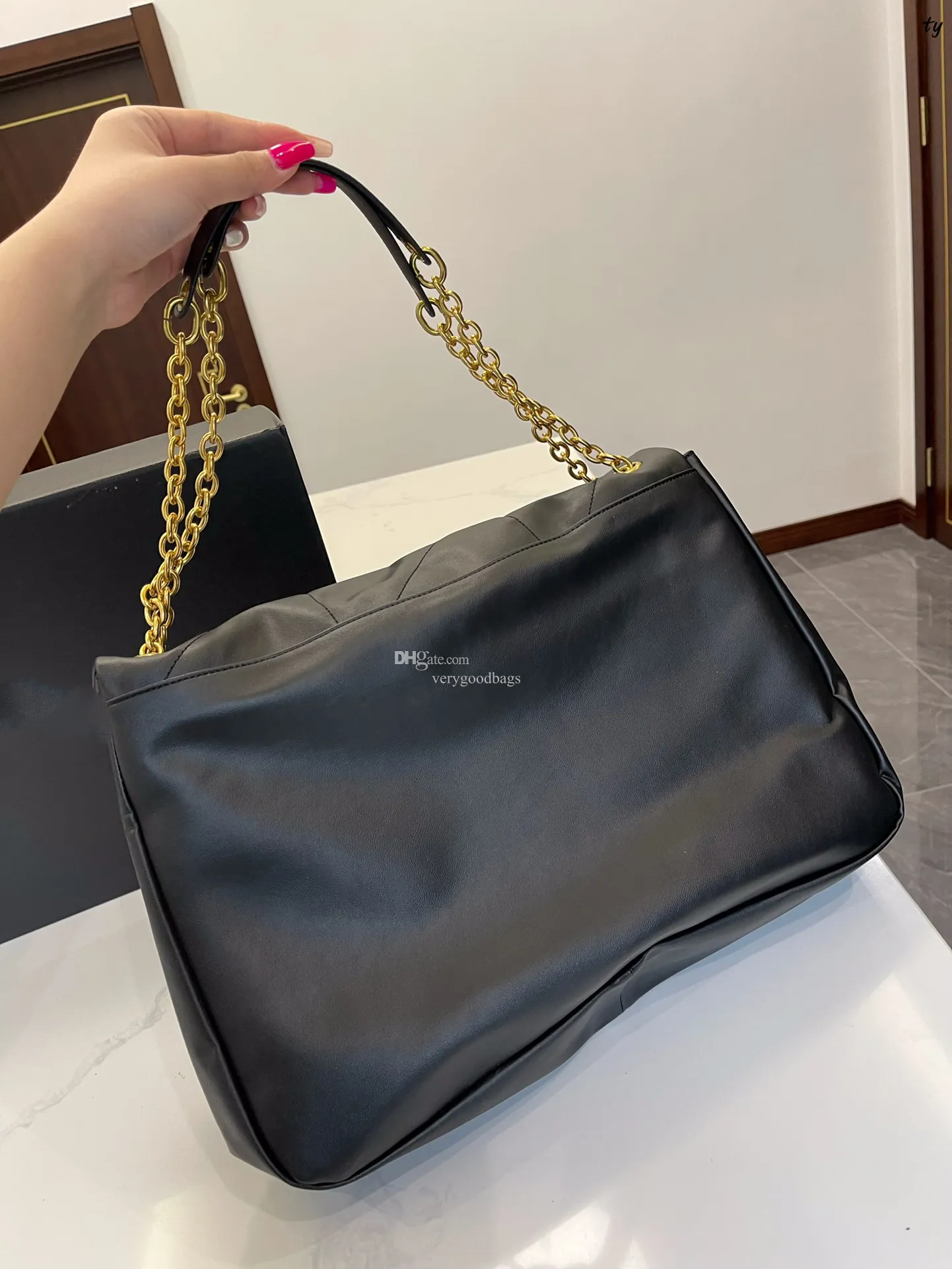 43 cm stor jamie 4.3 totes designer shopping väskor sammet stor handväska svart mode lyxiga kedjor axel rem flygplatspåsar shoppare totes flap duffle strand plånböcker