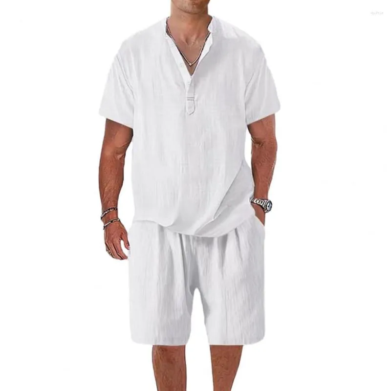 Ensembles de course Ensemble de vêtements de sport pour hommes élégant 2 pièces tenue de sport pour hommes chemise à col en v short à ceinture élastique avec poches de jambe larges pour l'été