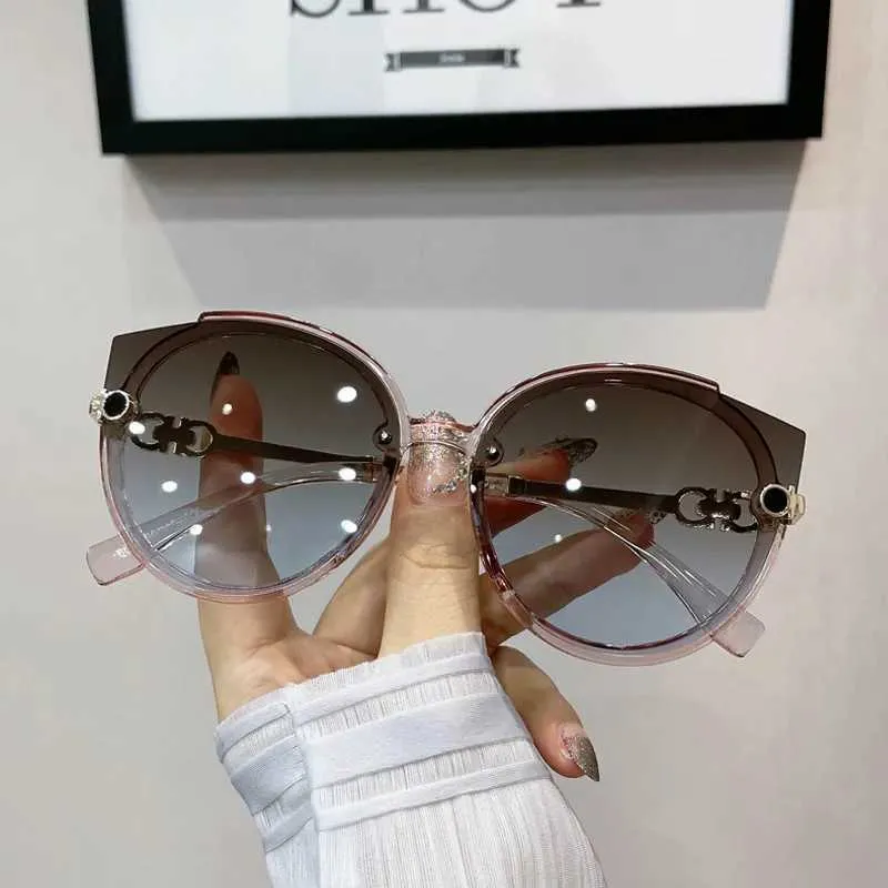 Vintage Cat Eye Sunglasses Women - Korean Style Rimless  display picture 2