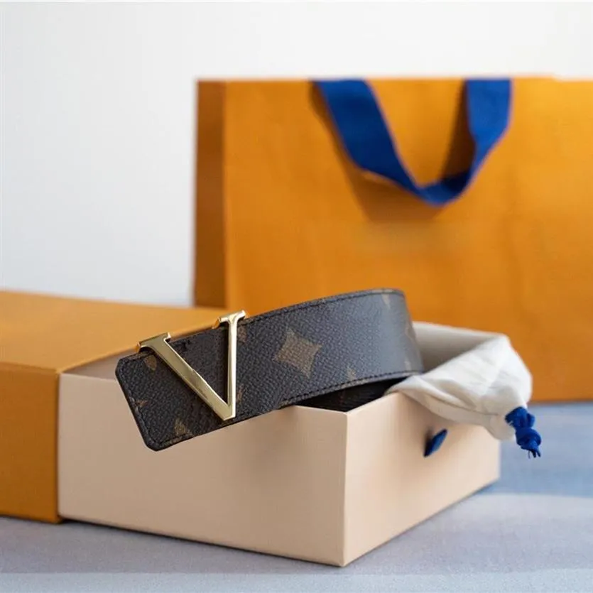 Cinturón de diseñador Cinturones de piel de vaca Marca para hombre Mujer Accesorios de hebilla lisa clásica Astilla dorada 15 colores Ancho 3 7CM244T