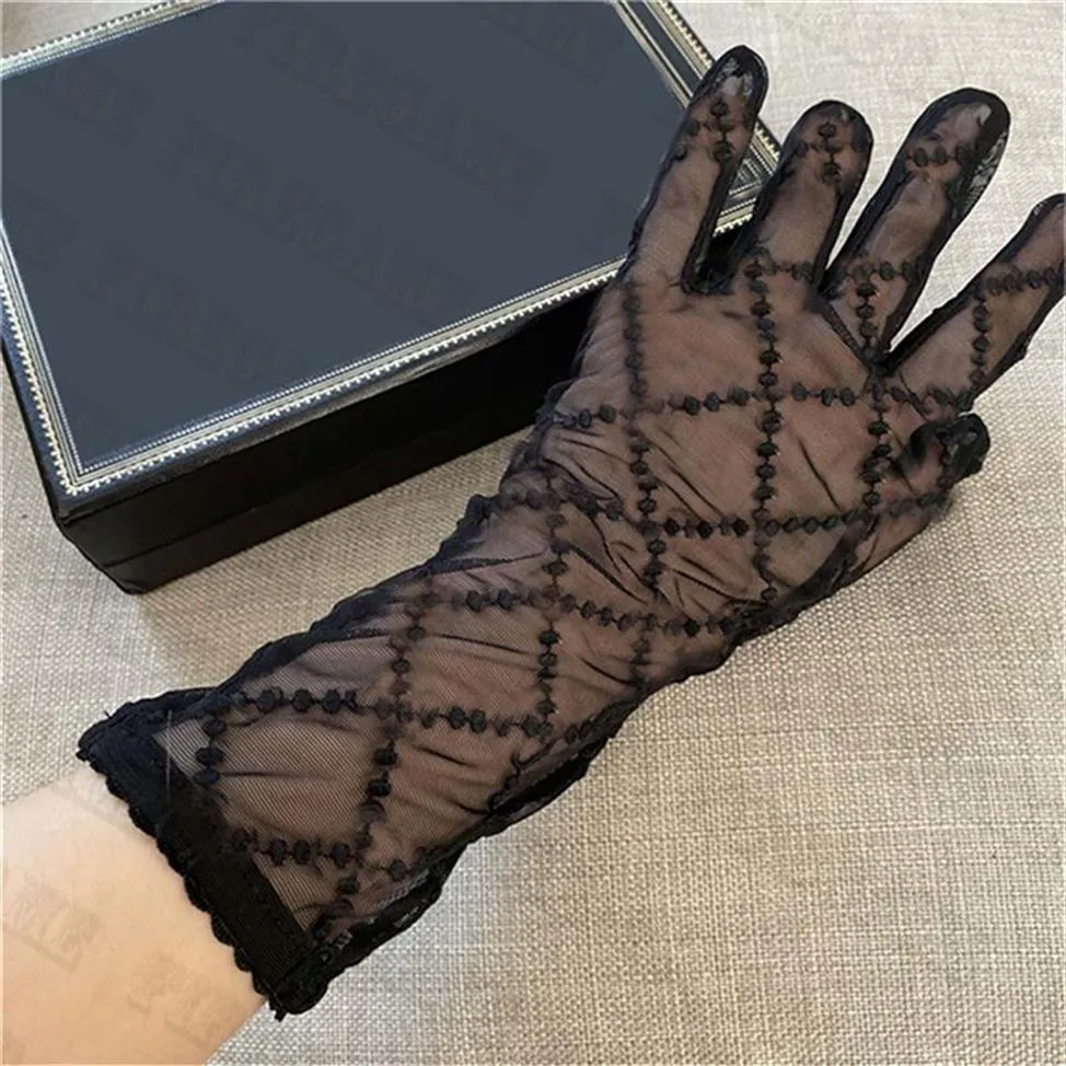 Mitaines de luxe en dentelle et Tulle pour femmes, charmants gants de mariée brodés, à la mode, pour fête de conduite, noir, Beige, 2 couleurs, 3531