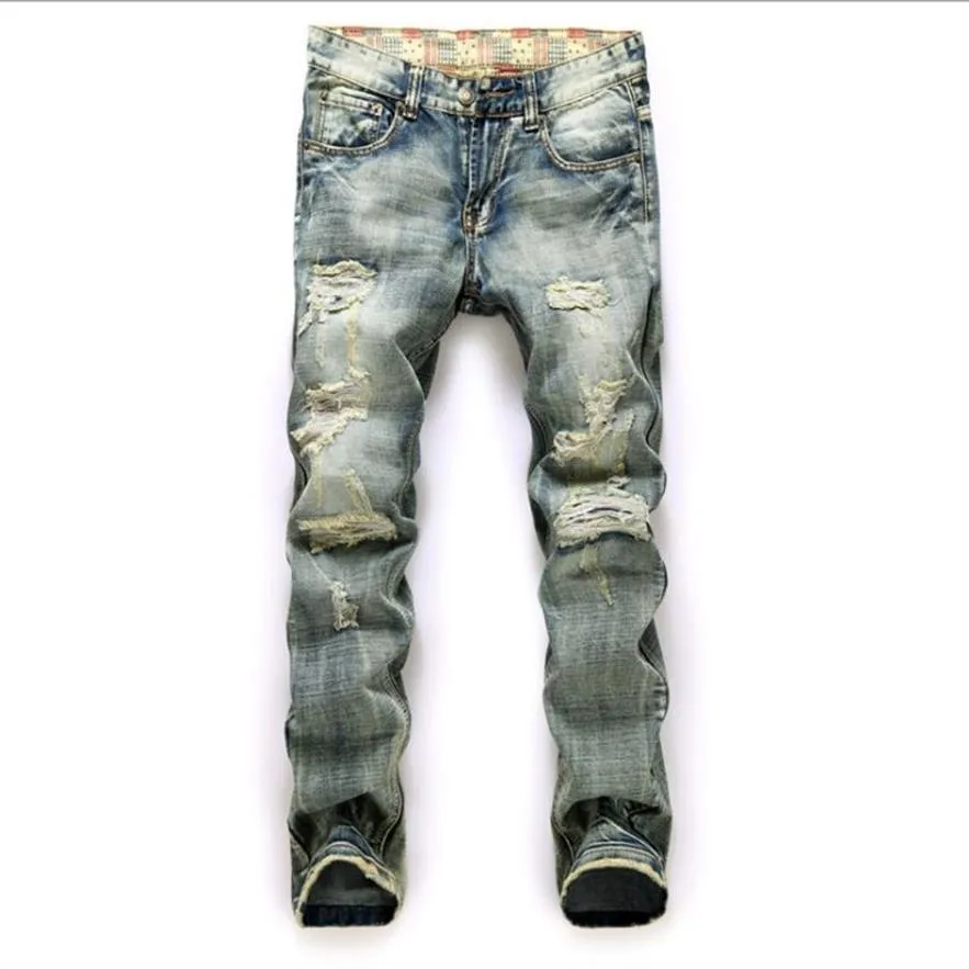 Jeans para hombres Agujero Nostálgico Comercio Más Tela Deshilachada Bandera Roja Pantalones de mezclilla Hombres Cool Jean Masculino Pantalones largos 233O