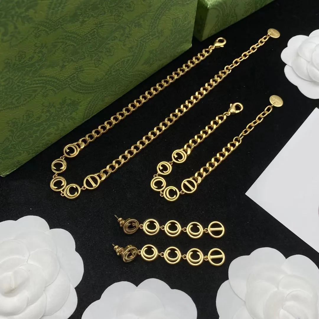 Modedesigner örhängen armband halsband gult koppar material set Alla hjärtans dag bröllopspresent utsökta smycken