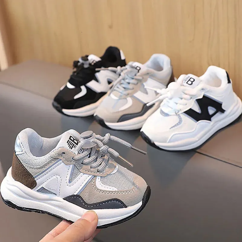 Barn för Boy Fashion Girls Soft Sneaker Sports Running Tenis Barn Flat Casual Baby Toddler Outdoor Sneakers Shoes 231009