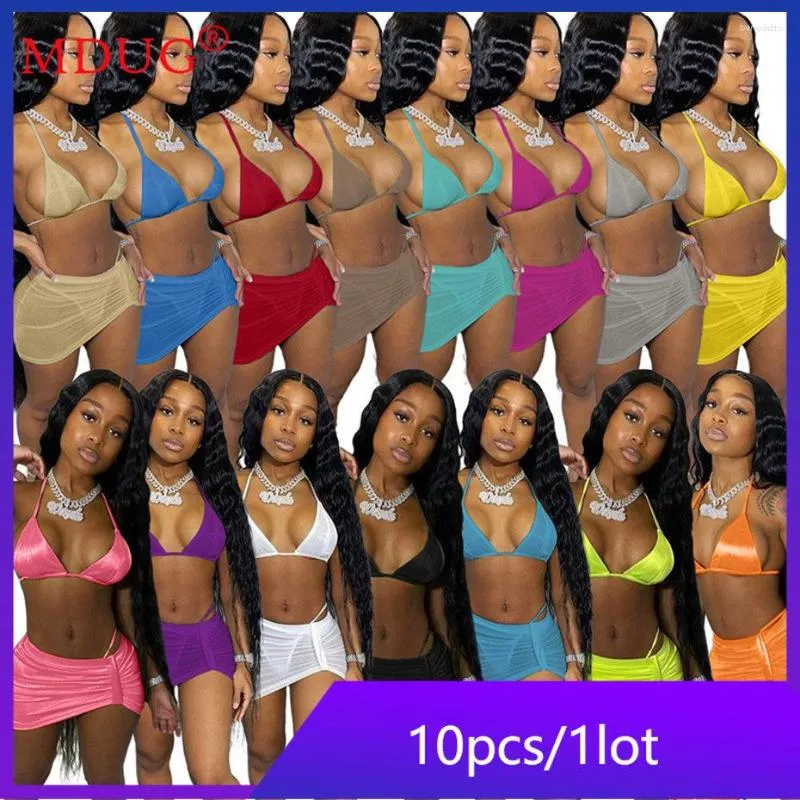 Damenbadebekleidung 10 Sets Mode Bikini 3 Stück Sets Frauen Sommer 2023 Sexy Halter Strand Outfits Solide Badeanzug Y2k Bulk Großhandel M0508