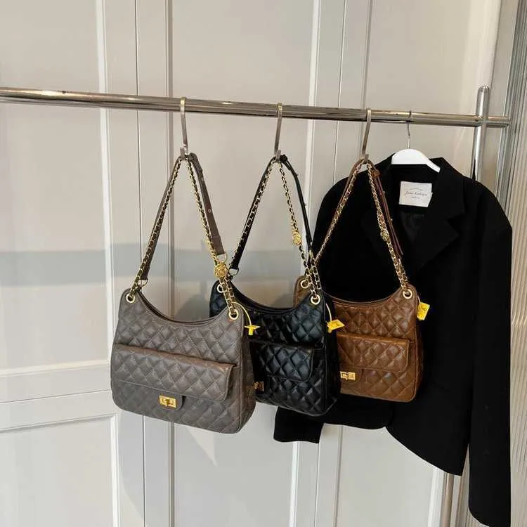 Minimalista Piccolo 2023 Nuova Moda Primavera Catena di Spalla da Donna con Filo da Ricamo Crossbody Borsa Quadrata I Negozi Hanno Uno Sconto Del 95% All'ingrosso