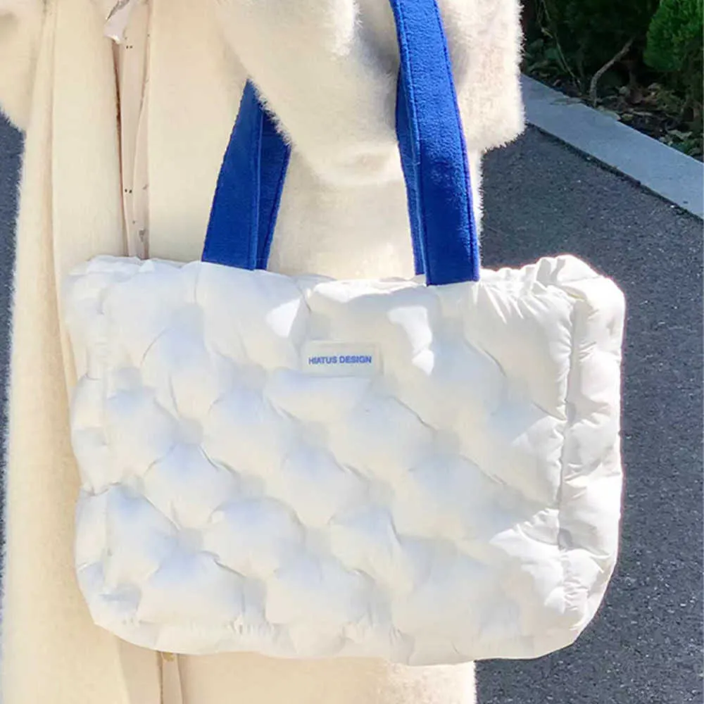 Jesienna i zimowa okrągła kropka wypełniona bawełniana torba na torba Klein Blue Ins w stylu college'u torba zakupowa dla kobiet 231010
