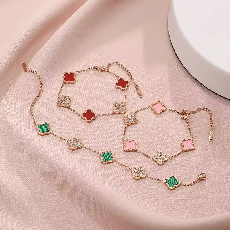 Sparing Crystal Clover Bracelets Designer Four Leaf Clover 18K Gold Love Wiselant For Women Girl Wedding Mothers Day Charmer