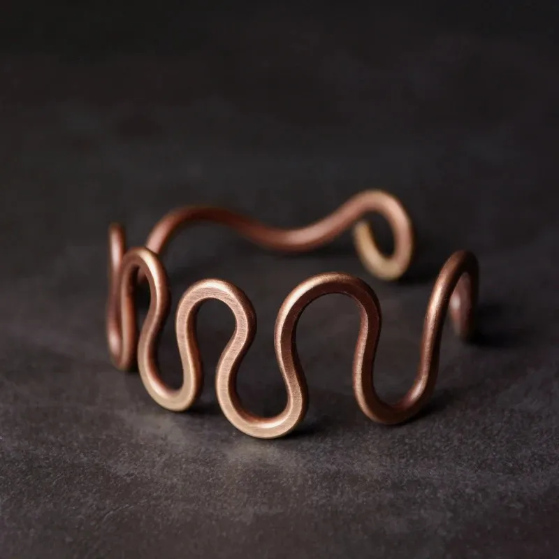 Charm Bracelets Solid Copper Wave Metal Handcrafted Bracelet Rustic Vintage Punk Cuff Bangle Viking Handmade Jewelry Unisex Accessories 231009