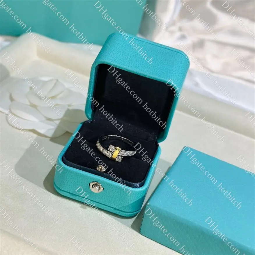 Anelli di diamanti firmati con anelli in argento sterling di alta qualità per le donne Gioielli con fedi nuziali di lusso Regalo di Natale di San Valentino2341