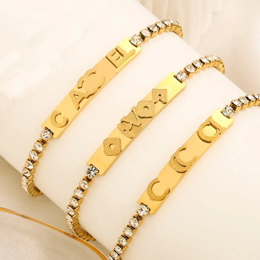 Bracciali di design Catena Bangle Tag Catena da donna Designer Lettera Gioielli di lusso nuovo placcato oro 18 carati in acciaio inossidabile strass di cristallo all'ingrosso impermeabile