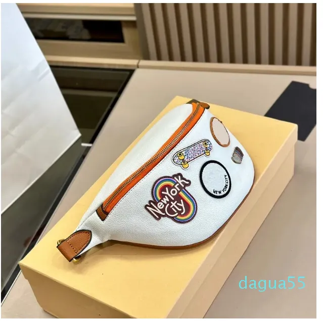 Designer Crossbody handbags fanny pack Leather Shoulder Waist white mens clutch tote Waistpacks Fashion chest