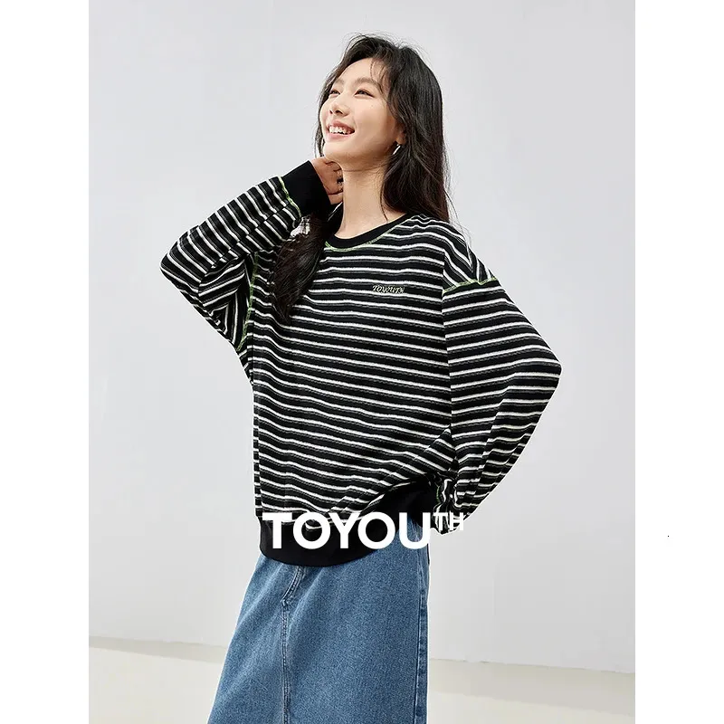 Womens Hoodies Sweatshirts Toyouth Women Autumn Long Sleeve Round Neck Loose Hoodie Black and White Stripes Casual All Match Pullover 231010