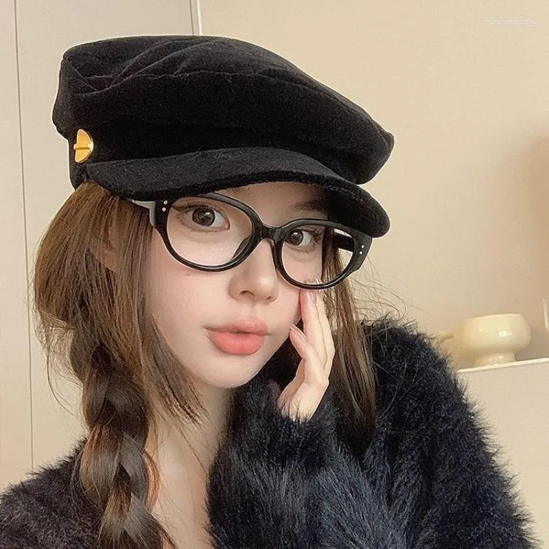 Black Velvet Retro Ladies Wool Beret Hats For Women Versatile Autumn Winter Flat Top Hat With Fashionable Navy Style From Marshonbrooks 11.63 DHgate.Com