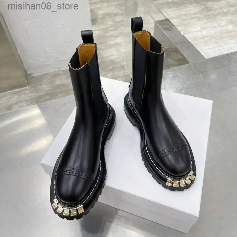 Boots Black Elasticated chunky platform biker ankle boots leather booties with notched sole heavy duty luxury designers brands shoes Q231012