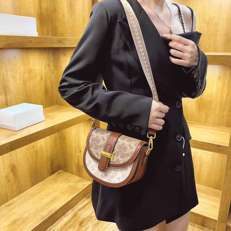 Designer Leather Alma Bags For Women Shell Tk Maxx Handbags, Shoulder Bag,  Messenger Wallet, Fashionable Handbag Purse, Cosmetic Crossbody Tote From  Designerbag2024, $31.7 | DHgate.Com