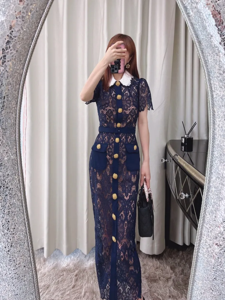 セルフポートレートイエローレースハイドブルードールネックポケット