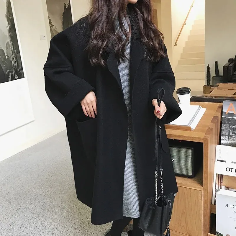 Casaco de lã feminino mistura outono e inverno espessado grande versão coreana casaco de lã feminino solto médio longo vestido feminino 231010