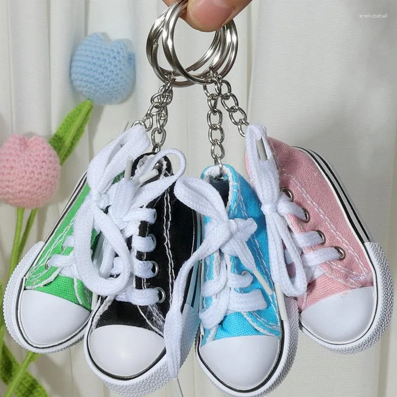 Keychains Lanyards Keychains Creative 3D Canvas Sneaker Tennis Shoe Keychain Cute Mini Sport Shoes Pendant Keyrings Car Simulation Trinket Bag Key Holder