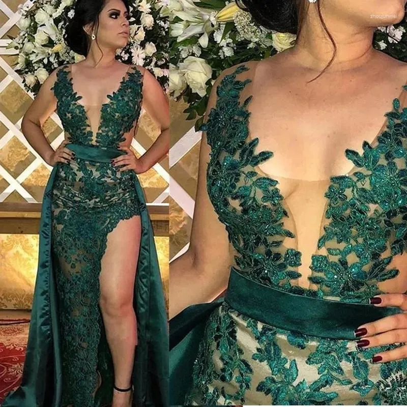 Party Dresses Arabic Dark Green Lace Long Evening With Over Skirt 2023 V Neck Tulle Applique Split Illusion Floor Formal Prom Go