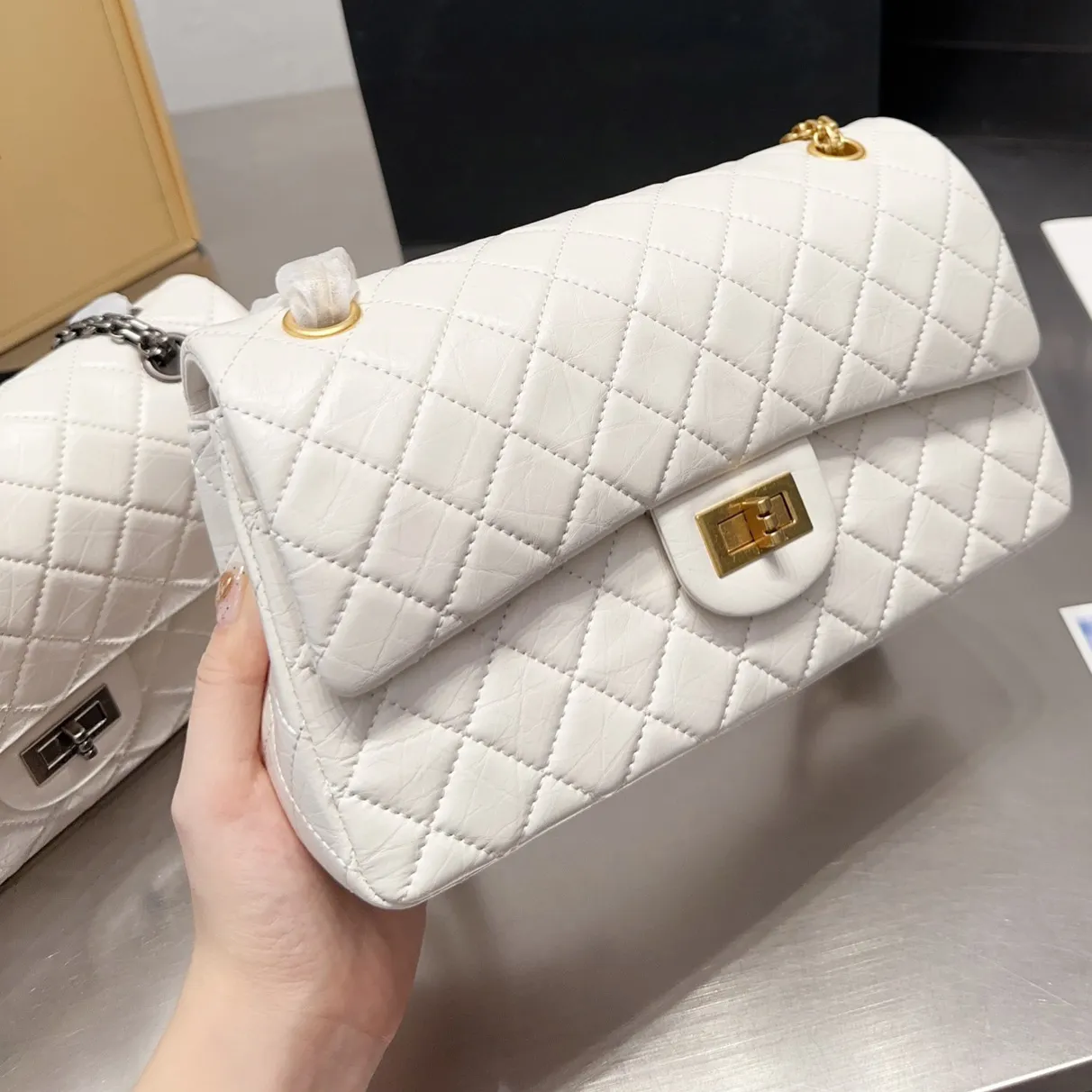 Lyxväska elefantmönster läder singel axelväska ny älskling rutig handväska kohud crossbody väska liten fyrkantig väska äkta läder designer väska guld spänne