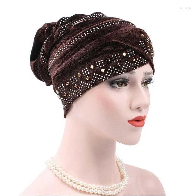 Etniska kläder Kvinnor sammet turban Beaded Chemo Cap Muslim Hijab Slouch beanies Bonnet Hat Head Scarf Wrap Skullies Headwear Hair