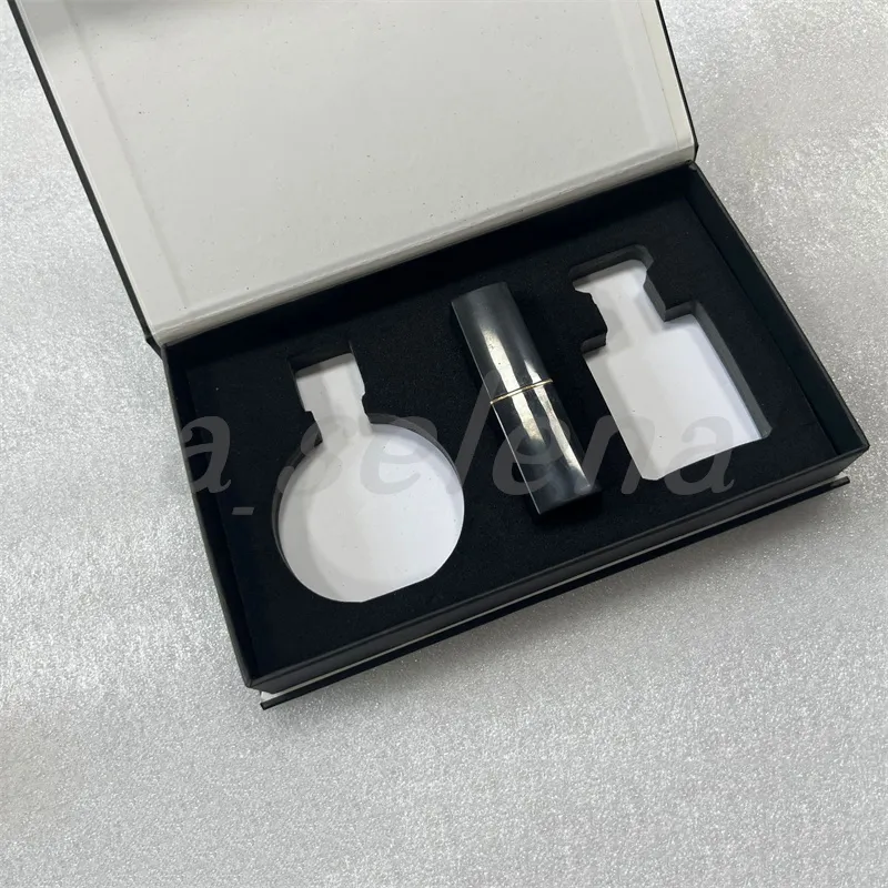 브랜드 3 in 1 메이크업 세트 컬렉션 무광택 립스틱 + 15ml 향수 화장품 키트