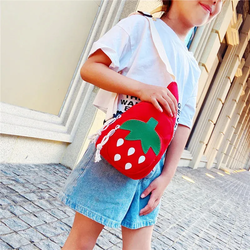 DHgate.com:Girls Mini Cartoon Crossbody Bags Cute Child
