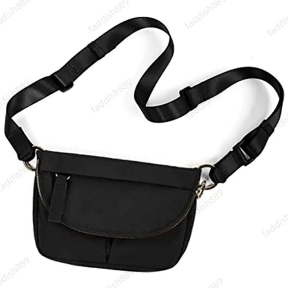 Lulu Same Style Mens and Womens Fashion Diagonal Cross Waist Bag 1.5-liter Adjustable Shoulder Strap Chest Bag Productions