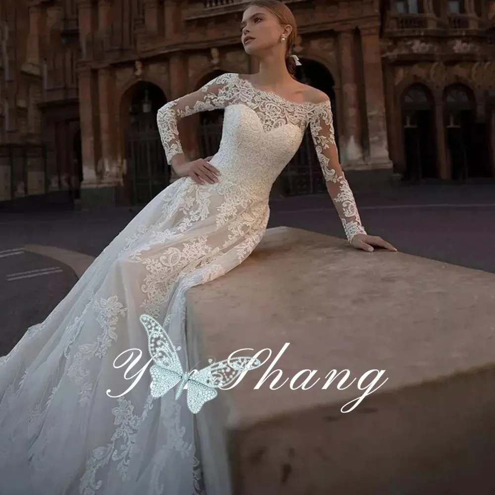 Elegant Boat Neck White Wedding Dress Long Sleeve A-Line Button Luxury Lace Appliques Bride Gown Tulle Sweep Train