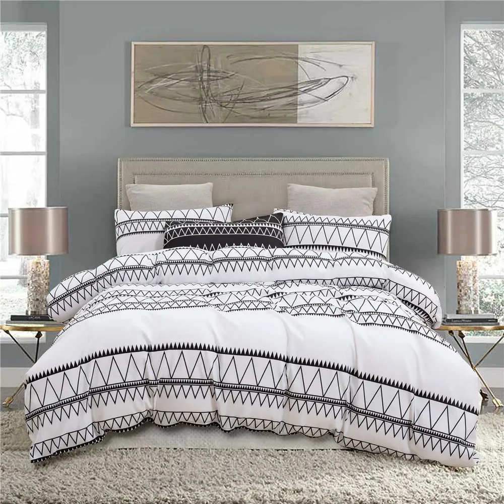 Bedding sets Aggcual Modern simplicity bedding set double bed home decor duvet cover US size stripe quilt Quality printed be108 231011