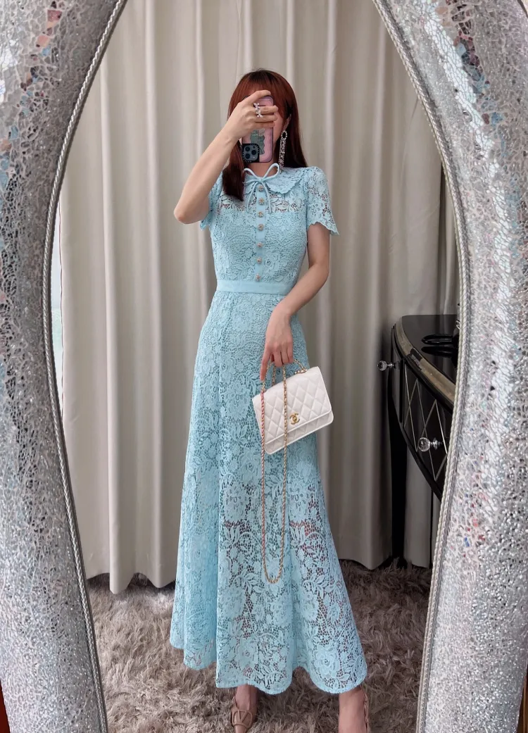 【送料&関税込】self-portrait Lace Dress Blue Lace Josefina Dress With Self Portrait Mist And Neck