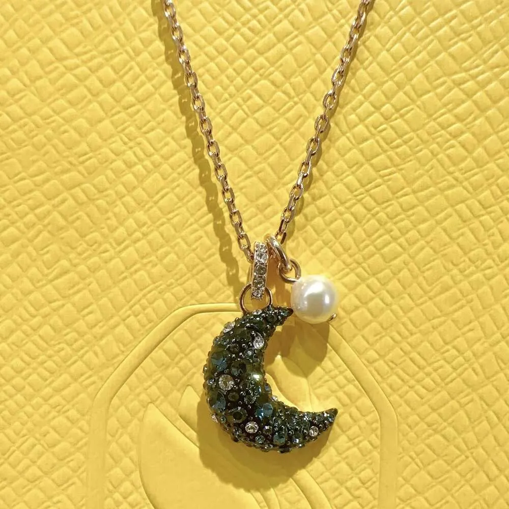 Collier Swarovskis Bijoux de créateur Qualité originale Collier de perles Luna Moon pour femmes utilisant un élément cristal brillant chaîne de collier léger pour femmes