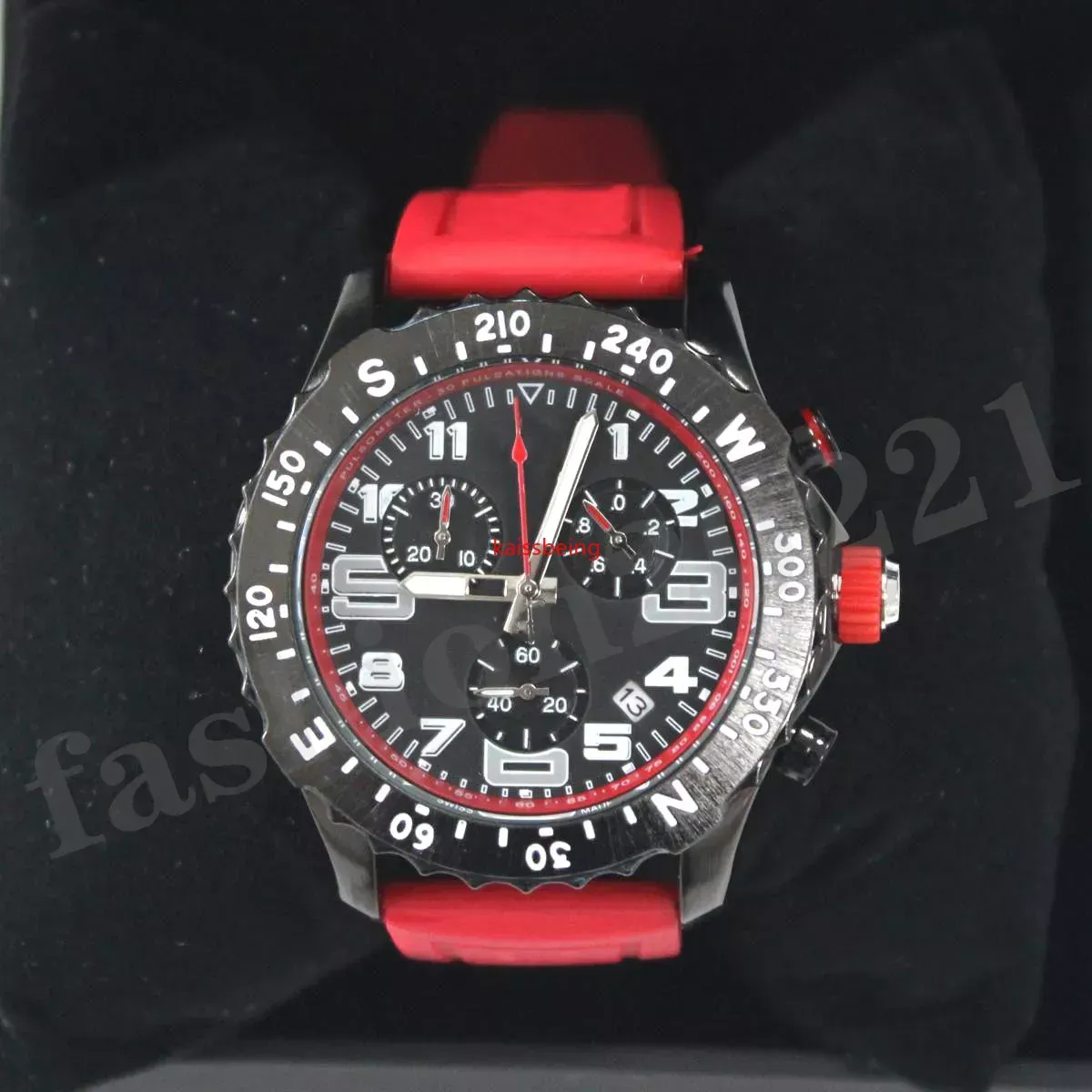 مصمم مشاهدة Montre Mens Watch Endurance Pro Avenger Chronograph 44mm Quartz Watch عالية الجودة متعددة ألوان حزام مطاطية الرجال الساعات الزجاج على الساعات الرابع