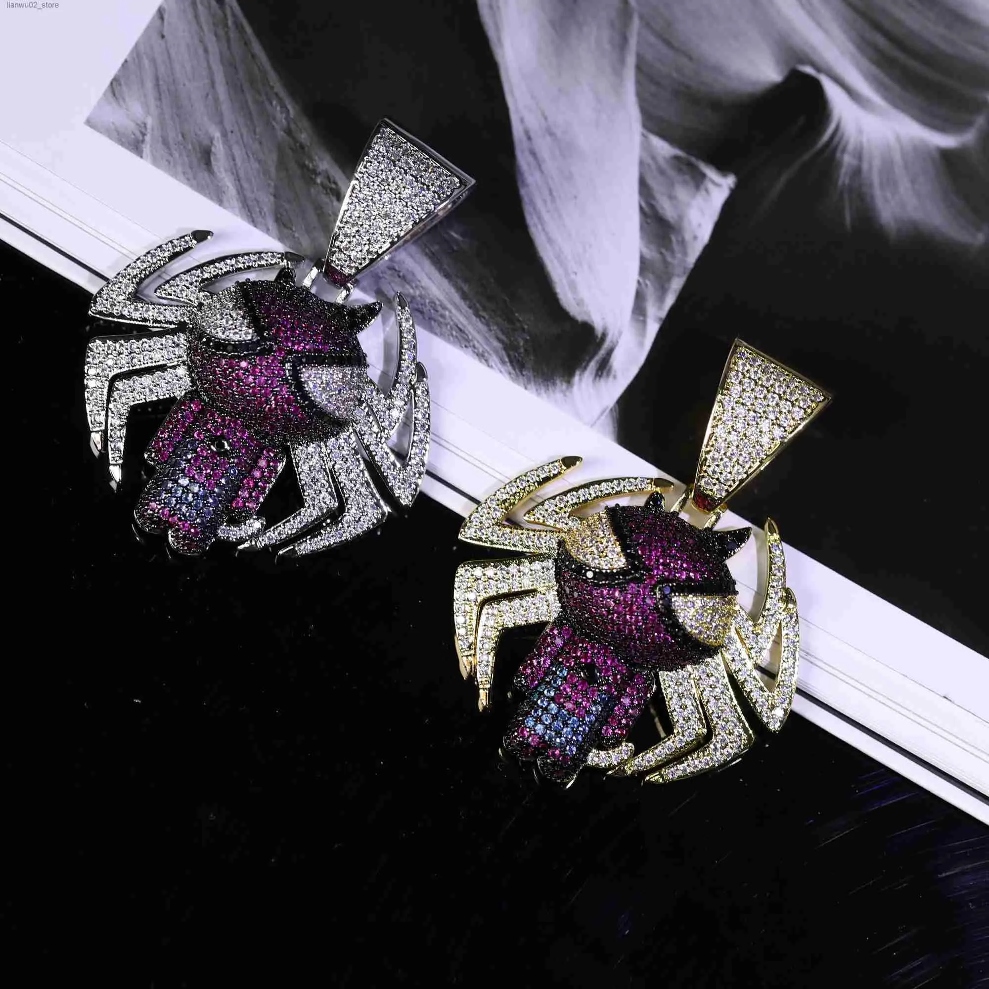 Outros acessórios de moda 2023 nova moda aranha halloween pingente presente de alta qualidade zircão colar adequado para jóias de hip hop masculino. Q231011